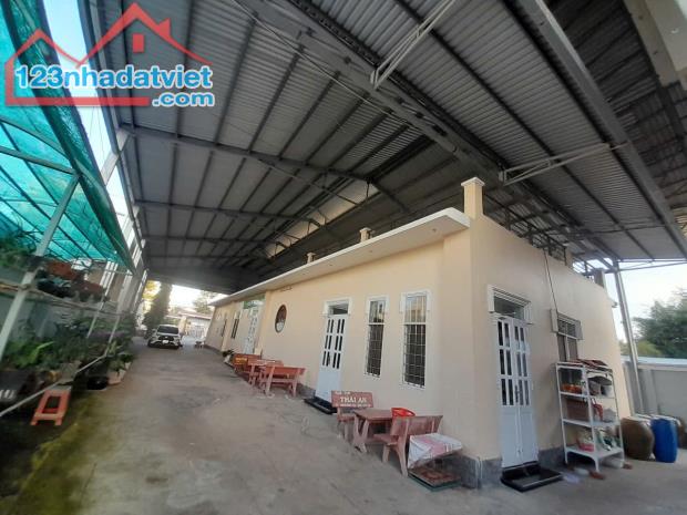 BÁN BIỆT THỰ TẶNG NỘI THẤT CAO CẤP