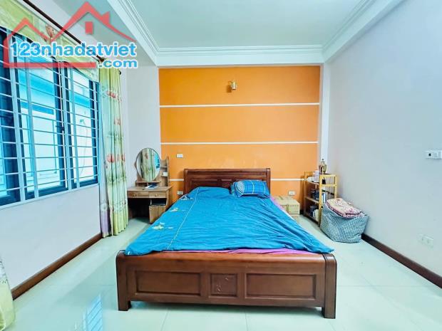 BÁN NHÀ YÊN HÒA - CẦU GIẤY, 33M², 5 TẦNG, MẶT TIỀN RỘNG - NGÕ THÔNG - 7.5 TỶ - 3