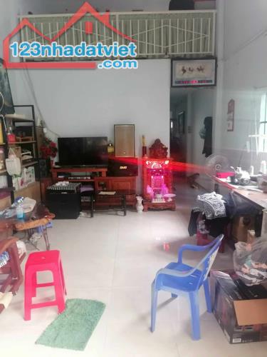 NHÀ GIÁ RẺ NGUYỄN ẢNH THỦ QUẬN 12- 90M2 NGANG 4.2M CHỈ 3 TỶ 300 - 3