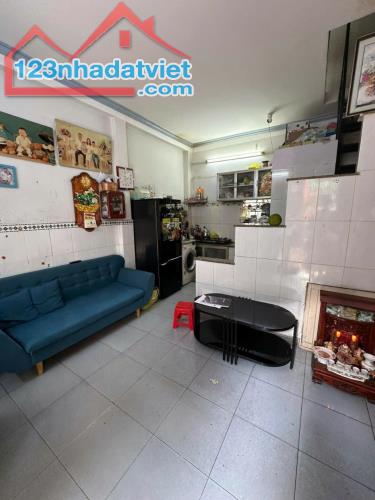 Nhà 3 tầng Âu Cơ, gần Đại Học Văn Hiến, 2.55 tỷ - 1