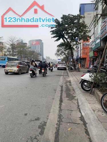 LÔ GÓC - MẶT TIỀN LỚN - KHU DÂN CHÍ CAO - ĐƯỜNG Ô TÔ ĐI VỪA - ĐỂ Ở HOẶC KINH DOANH - KHU V