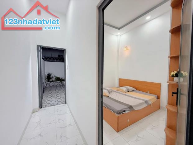 BÁN NHÀ QUẬN 5-47M2-4 TẦNG- HXH- VÀI BƯỚC RA MẶT TIỀN NGUYỄN TRÃI- NHỈNH 9 TỶ - 1