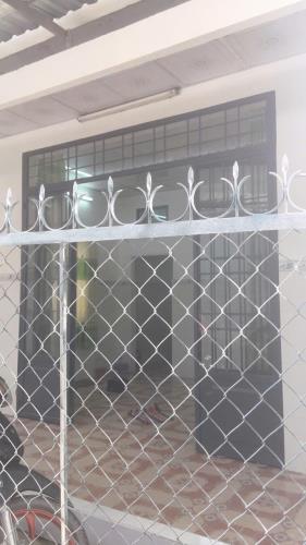 nhà 3,3 triệu 2 phòng ngủ cách chợ Cái Răng 300m - 1