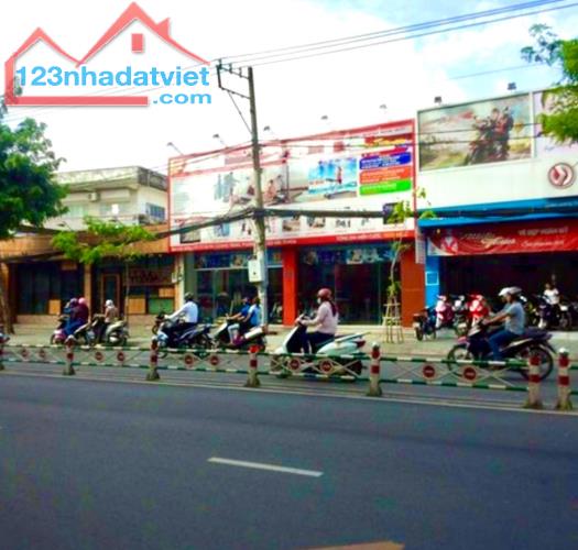 Mặt tiền quang trung P.14 GV , 154m2 full thổ cư, đựơc phép xây full đất