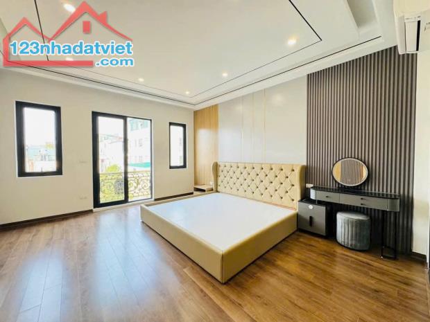 Bán nhà 640 Nguyễn Văn Cừ, Phường Gia Thụy, Long Biên. Thang Máy, 52m x 6T. Lh 0965858116 - 5