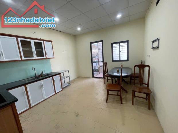 HIẾM NGUYỄN AN NINH ,NGÕ THÔNG, Ô TÔ ĐỖ GẦN, 33M2 GIÁ CHỈ 5,6 TỶ - 1