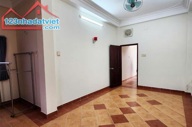 Bán nhà hẻm Xe hơi Cô Bắc Phường 1 Phú Nhuận, 44.2 m² 3 Tầng đúc BTCT - Giá 8.2 tỷ TL - 4