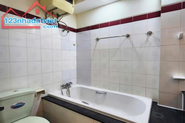 Bán nhà hẻm Xe hơi Cô Bắc Phường 1 Phú Nhuận, 44.2 m² 3 Tầng đúc BTCT - Giá 8.2 tỷ TL - 5