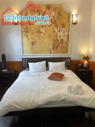 Bán Biệt thự ngõ 310 Nghi Tàm, đang làm Homestay 100m2 MT 6.6m xây 5 tầng chỉ 22,x tỷ - 1