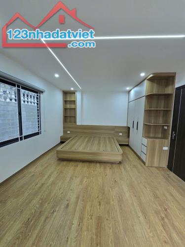 SIÊU PHẨM PHỐ THÁI HÀ - NHÀ MỚI ĐẬP HỘP - 6 TẦNG THANG MÁY - Ô TÔ ĐỖ CỔNG - 2