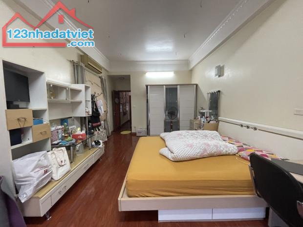 Bán gấp nhà lô góc phố Minh Khai- Hai Bà Trưng.DT60m,5tầng giá 7.3tỷ. - 2