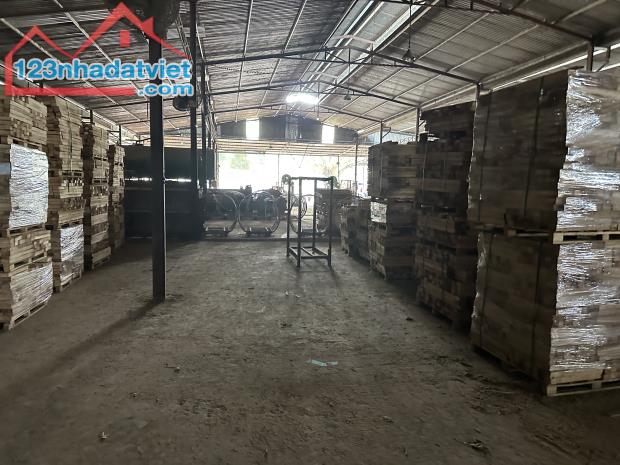 Cho thuê 3700m2 nhà kho Suối Cam Tiến Thành,TP.Đồng Xoài,Bình Phước