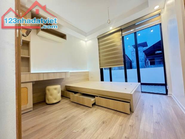 Bán nhà 30m x 4 tầng đường Giáp Bát - Hoàng Mai. - 3