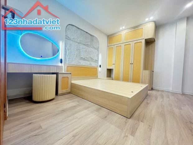 Bán nhà 30m x 4 tầng đường Giáp Bát - Hoàng Mai. - 4