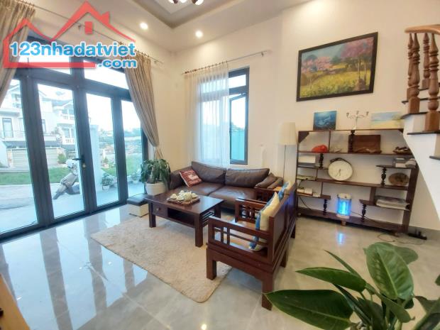 Chính chủ cần bán căn góc hẻm 49 Nguyễn Đình Quân, P5, thành phố Đà Lạt - 1