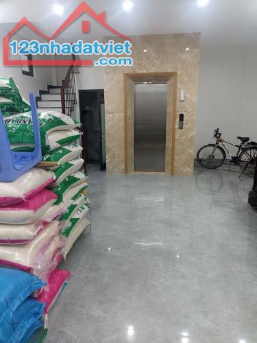 Căn góc 80m2 thang máy, Ô tô Tránh Kinh Doanh hết nấc hơn 13 tỷ