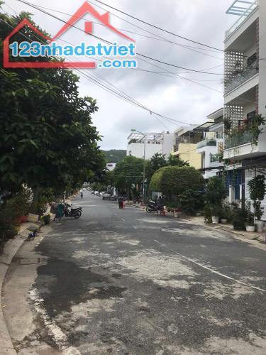 Nhà cấp 4 mặt tiền Đặng Huy Trứ Vĩnh Nguyên dt 71m2 cách biển 3 phút đi bộ - 2