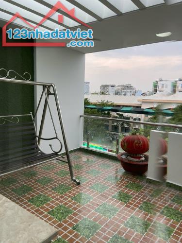 Bán nhà mặt tiền đường số Tân Phong Quận 7 - 1