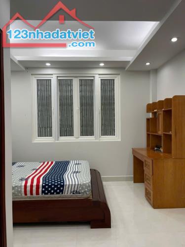Bán nhà mặt tiền đường số Tân Phong Quận 7 - 2