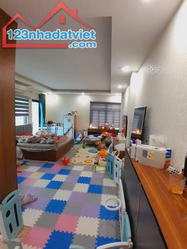 BÁN nhà Thanh Bình Hà Đông, LÔ GÓC 7 tầng, THANG MÁY, O TÔ TRÁNH, 21 tỷ - 1
