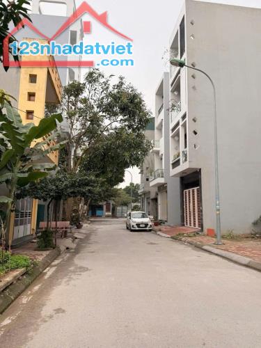 BÁN NHÀ 4 TẦNG, mặt phố ĐẠI LỘ HỒ CHÍ MINH, trung tâm TPHD - 1