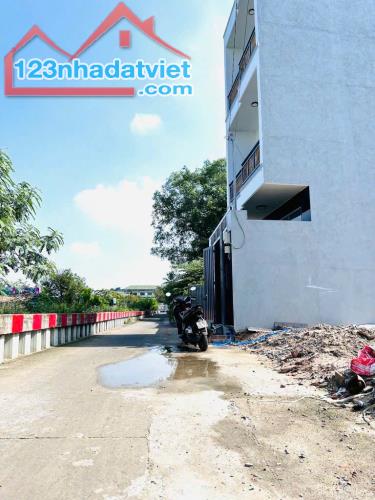 🔥Đất TÔ NGỌC VÂN P. Thạnh Xuân Quận 12, 112,5m2 ,(4.05/4.1x26.5), hẻm XE HƠI thông, chỉ 4 - 1