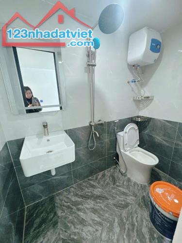 BÁN CĂN HỘ TẬP THỂ ĐỐNG ĐA – Ô TÔ ĐỖ CỬA – KINH DOANH – FULL NỘI THẤT - 0358114768 - 3