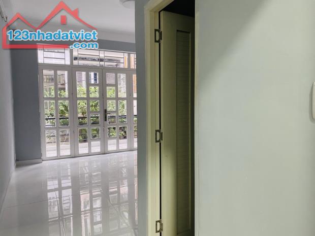 HẺM XE TẢI - HỒ VĂN HUÊ - PHÚ NHUẬN - KHAI THÁC 7PN - 12.5 TỶ. - 1