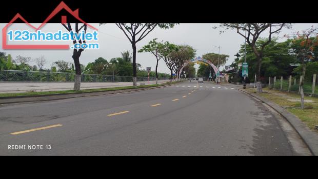 Bán đất phân lô biệt thự đường Thăng Long Cẩm Lệ