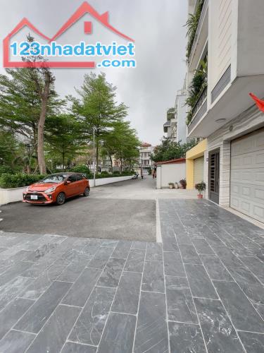 View triệu đô - siêu hiếm bán nhà Lâm Hạ - Bồ Đề,  120m2 - MT 6,6m view hồ - công viên - 2