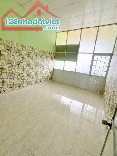 Nhà hẻm thẳng 4m Bùi Minh Trực P5Q8, Giá 5.38 Tỷ (T/L) - 3