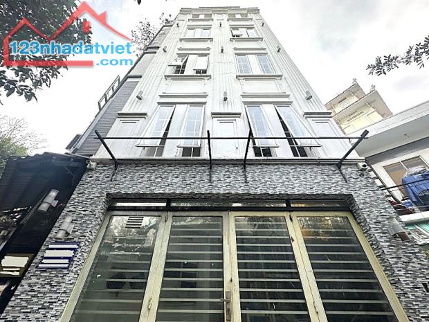 9 TỈ X - NHÀ ĐẸP TÂN ĐỊNH QUẬN I - HẺM XE HƠI 1/ NGẮN - 50M2 2 LẦU 3PN MỚI - VUÔNG VỨC A4