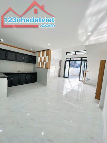 +1 Hàng ngộp Bán lỗ, 100m2 sổ riêng thổ cư, chỉ 800 triệu Đồng Khởi - 3