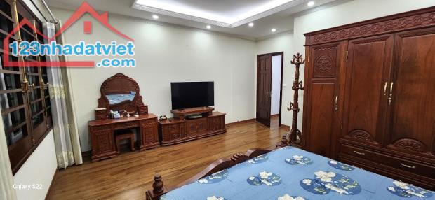 Phân lô Trung Kính nhà đẹp 60m2, mt 6m kd, ô tô tránh, gara, ngõ thông 25 tỷ hơn. - 3