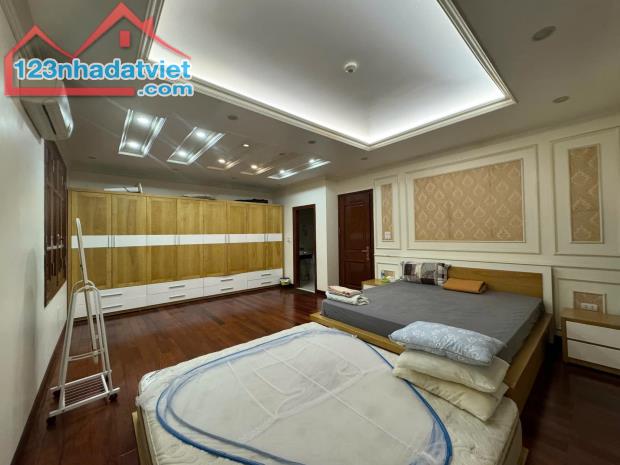 Bán biệt thự gần Khách sạn Mariot 48,5 tỷ, 180m2