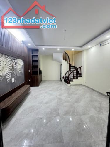 Bán nhà Biên Giang - Hà Đông, 45m², 4 tầng, giá hơn 3 tỷ