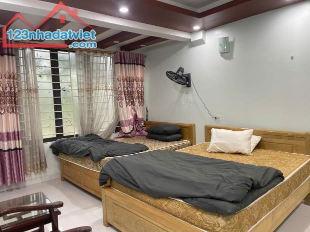 Bán nhà 5 tầng Nguyễn Công Trứ, Liên Bảo giá 11,5 tỷ. LH 0399.566.078