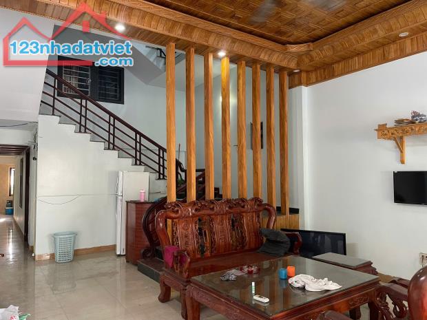 Bán nhà 5 tầng Nguyễn Công Trứ, Liên Bảo giá 11,5 tỷ. LH 0399.566.078 - 1