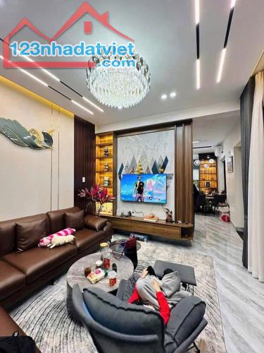 Nhà đường Chợ Hàng, phường Dư Hàng Kênh, quận Lê Chân, Hải Phòng - 1