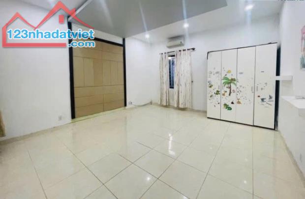 Bán Nhà 2 tầng 2 mê MT Đường Hoà Bình 7 - gần sông - Ngũ Hành Sơn, giá chỉ 3 tỷ 450 tl - 1