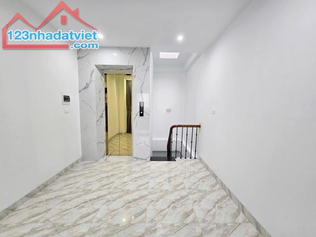 BÁN NHÀ PHÚ ĐÔ - 35M², 6 TẦNG, THANG MÁY - Ô TÔ 7 CHỖ ĐỖ CỬA - NHÀ MỚI ĐẸP - GIÁ 8.7 TỶ - 3