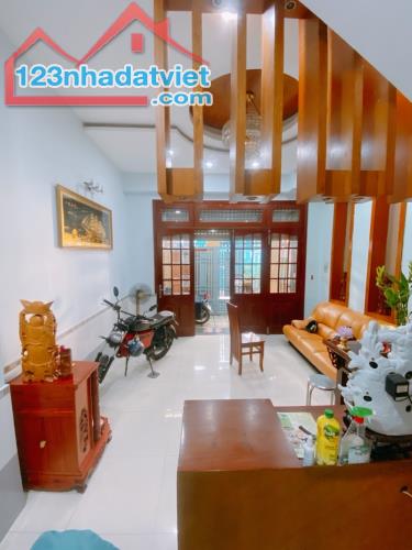 BÁN NHÀ ÂU DƯƠNG LÂN, Q.8, 4 TẦNG – 4.6x14m – NHỈNH 8 TỶ