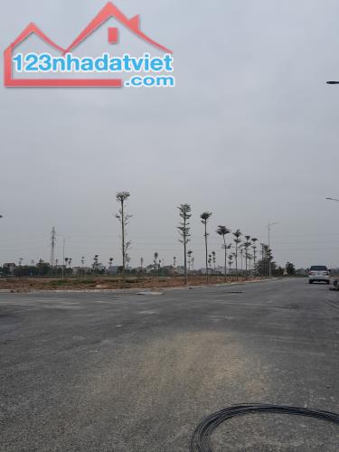 CHÍNH CHỦ CẦN BÁN LÔ ĐẤT ĐẸP - GIÁ TỐT - Vị Trí Đắc Địa Tại Xã Hòa Phong, Thị Xã Mỹ Hào,