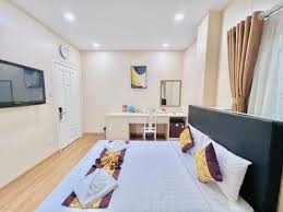 BÁN KHÁCH SẠN KHU TÊN LỬA 400m2 , 50 PHÒNG. GIÁ 75 TỶ. DOANH THU 350 TRIỆU/THÁNG.