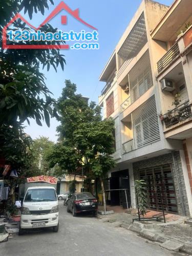 CƠ HỘI SỞ HỮU ĐẤT  ĐẤU GIÁ MẬU LƯƠNG- GIÁ TỐT.

Diện tích: 60 m²-mt 5m. giá đẹp. - 1