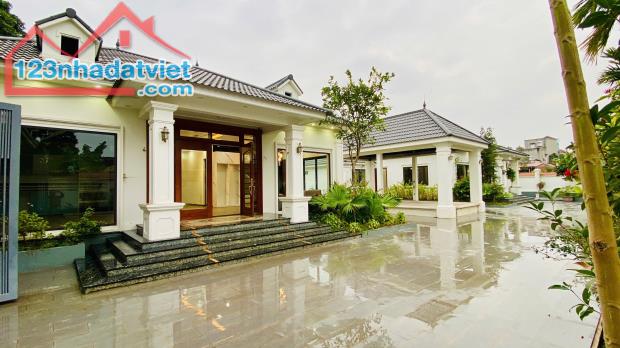 Vỡ nợ cần bán gấp Biệt thự 1000m2 đất thổ cư tại Gia Lâm- ô tô- View Hồ điều hòa, đầu tư