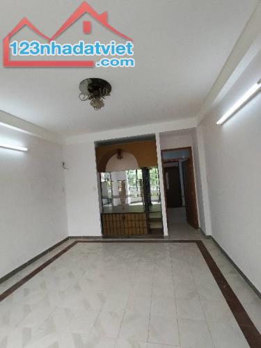 Bán nhà hẻm 131 Kinh Dương Vương Quận 6 - 53m2