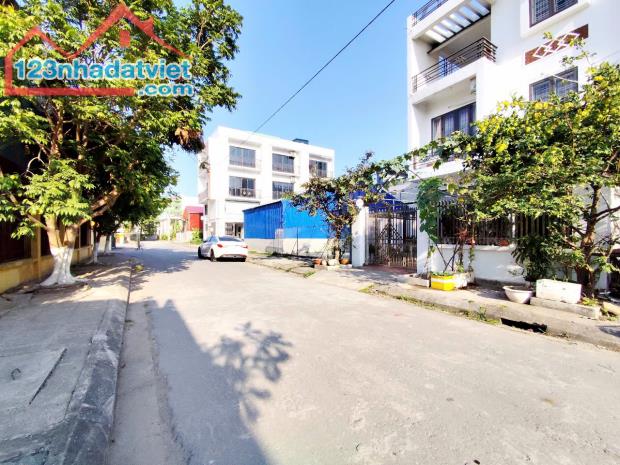 Đất phân lô tuyến 2 Bùi Viện - Võ Nguyên Giáp, 121m, ngang 7m, đường 12m, Giá 53 tr/m