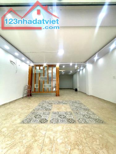 BÁN NHÀ MT KHU VIP TÊN LỬA BÌNH TRỊ ĐÔNG B 124M2 ĐƯỜNG 12M 3 TẦNG GIÁ RẺ BẤT NGỜ - 2