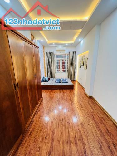 Bán nhà 38m2 chỉ 6.x tỷ phố Kim Mã, Ba Đình, Thoáng trước sau, An sinh tốt, Nhà đẹp ở luôn - 1